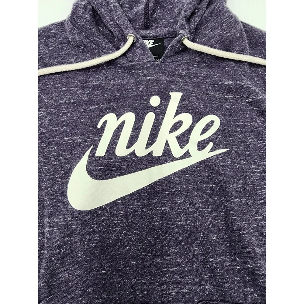 Nike women sportswear